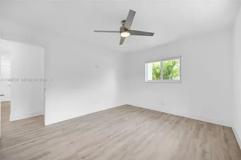 1431 NW 70th Avenue Plantation FL 33313
