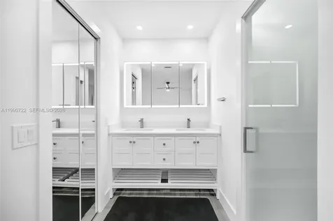 1431 NW 70th Avenue Plantation FL 33313