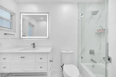 1431 NW 70th Avenue Plantation FL 33313