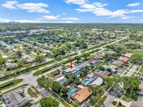 1431 NW 70th Avenue Plantation FL 33313