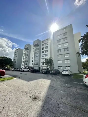 9001 SW 77th Avenue Miami FL 33156