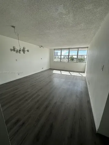 9001 SW 77th Avenue Miami FL 33156