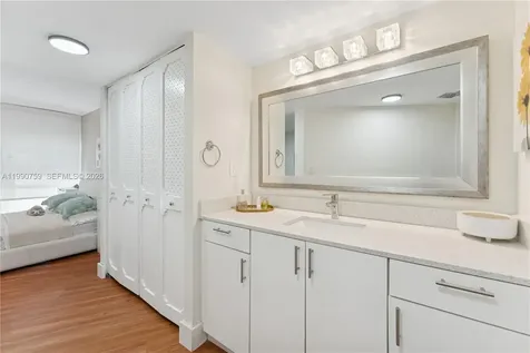 3101 N Country Club Drive Aventura FL 33180