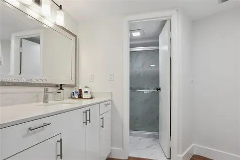 3101 N Country Club Drive Aventura FL 33180