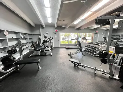 3101 N Country Club Drive Aventura FL 33180