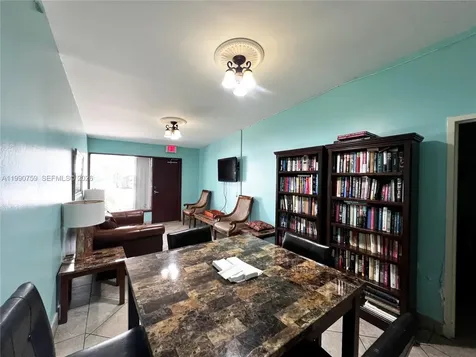 3101 N Country Club Drive Aventura FL 33180