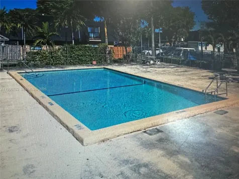 14261 SW 94th Circle Lane Unit 105-20 Miami FL 33186