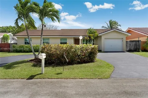 9014 SW 163rd Terrace Palmetto Bay FL 33157