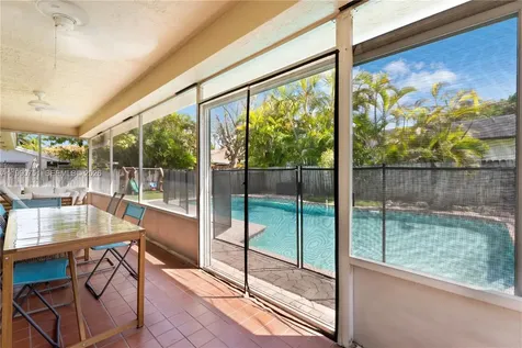 9014 SW 163rd Terrace Palmetto Bay FL 33157