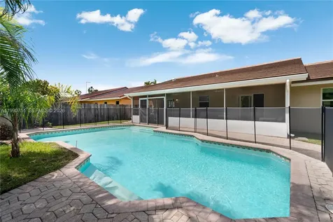 9014 SW 163rd Terrace Palmetto Bay FL 33157