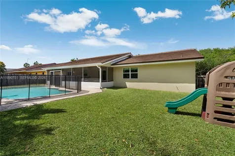 9014 SW 163rd Terrace Palmetto Bay FL 33157