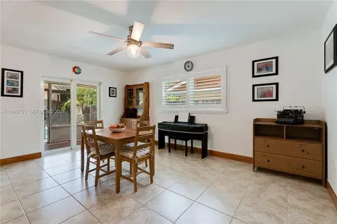 9014 SW 163rd Terrace Palmetto Bay FL 33157