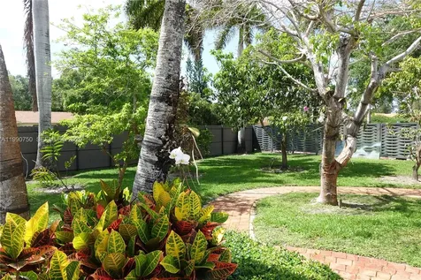 5200 SW 113th Avenue Davie FL 33330