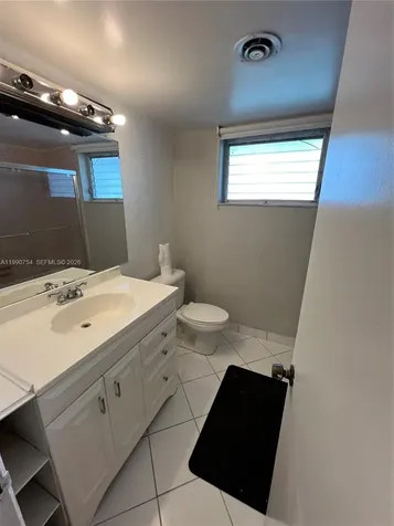 1550 NE 191st Street Miami FL 33179