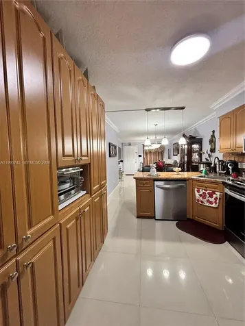 2310 W 74th Street Hialeah FL 33016