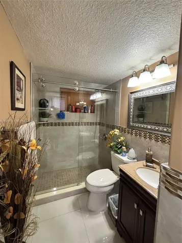 2310 W 74th Street Hialeah FL 33016