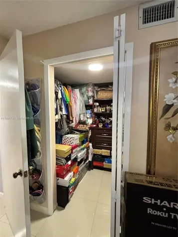 2310 W 74th Street Hialeah FL 33016