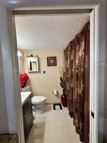 2310 W 74th Street Hialeah FL 33016