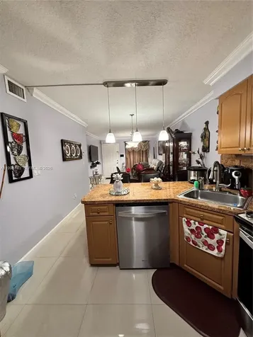 2310 W 74th Street Hialeah FL 33016