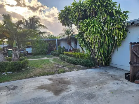 14463 SW 285th Terrace Homestead FL 33033