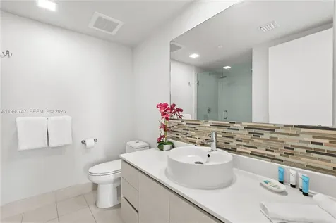 2600 E Hallandale Beach Boulevard Hallandale Beach FL 33009