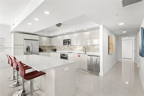2600 E Hallandale Beach Boulevard Hallandale Beach FL 33009
