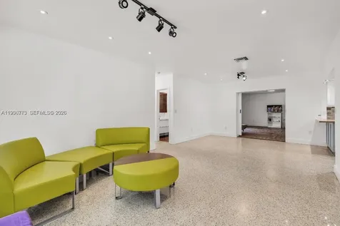 1040 N Royal Poinciana Boulevard Miami Springs FL 33166