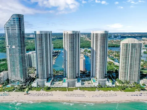 15901 Collins Avenue Sunny Isles Beach FL 33160