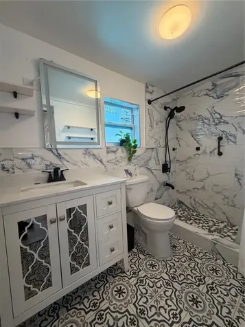 8235 SW 41st Terrace Miami FL 33155