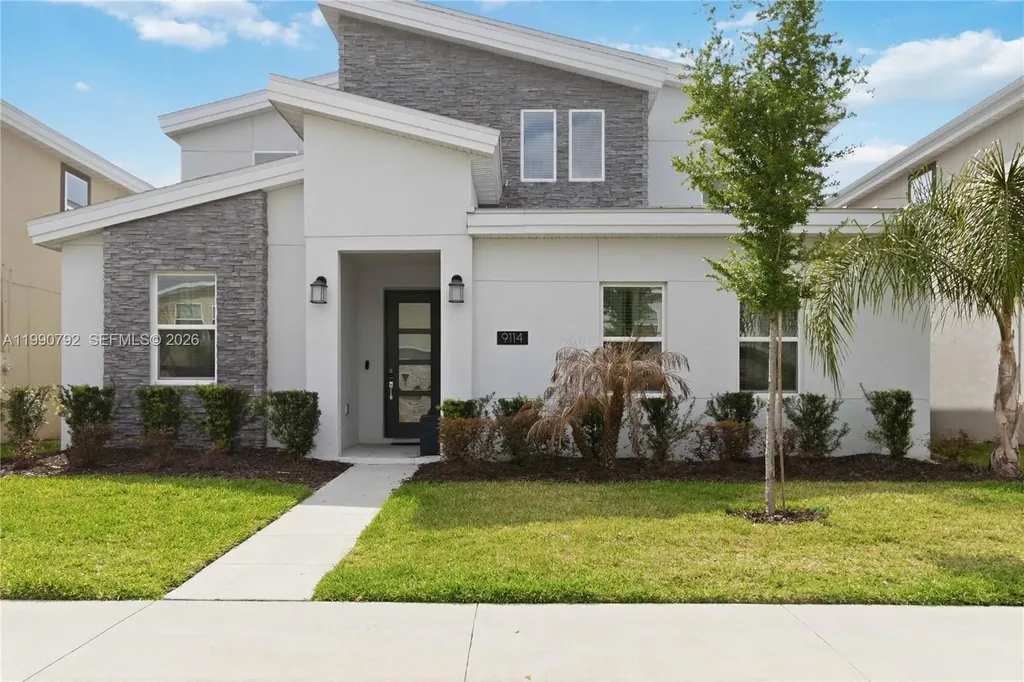 9114 Sommer Davenport FL 33896