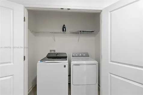 9114 Sommer Davenport FL 33896