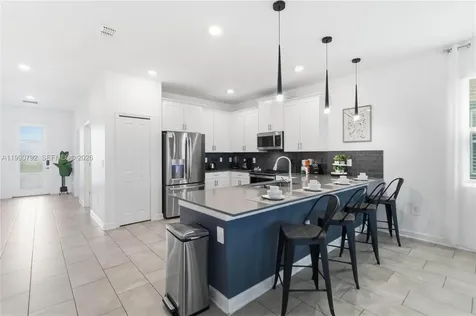 9114 Sommer Davenport FL 33896