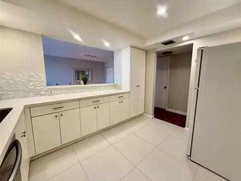 200 Leslie Drive Hallandale Beach FL 33009