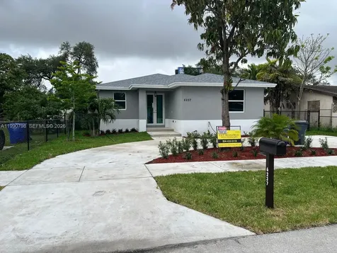 6237 Lincoln Street Hollywood FL 33024