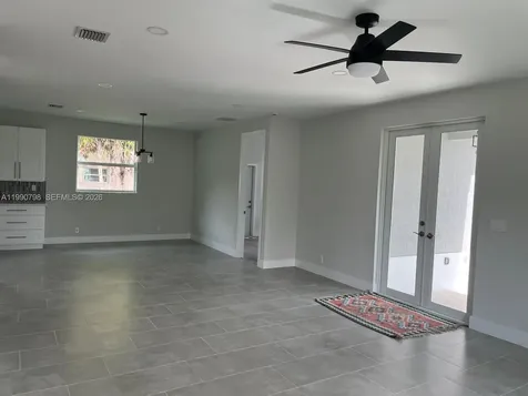 6237 Lincoln Street Hollywood FL 33024