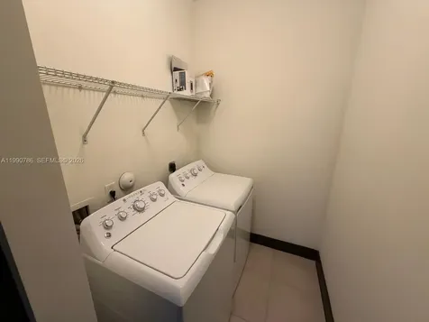 9143 NW 161st Street Miami Lakes FL 33018