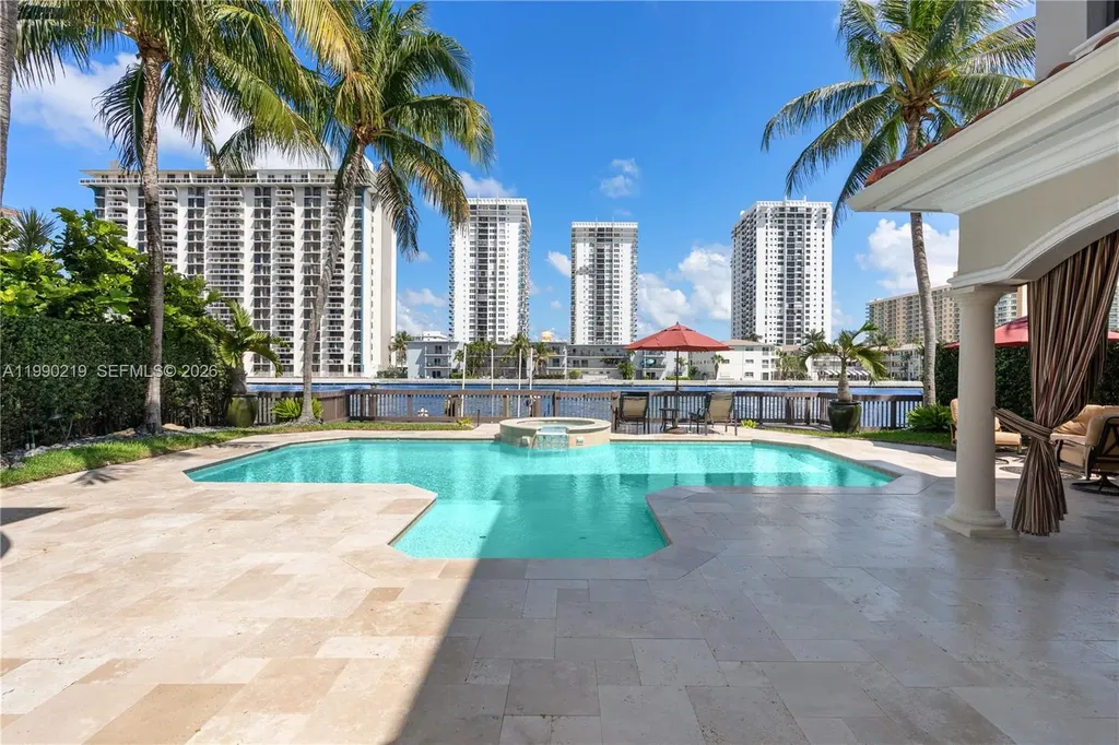 1495 Windjammer Way Hollywood FL 33019