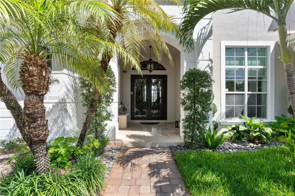 1495 Windjammer Way Hollywood FL 33019