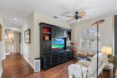 1495 Windjammer Way Hollywood FL 33019