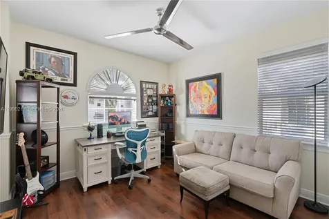 1495 Windjammer Way Hollywood FL 33019