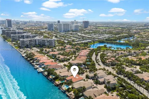 1495 Windjammer Way Hollywood FL 33019