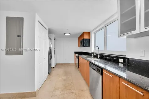 1800 N Bayshore Drive Miami FL 33132