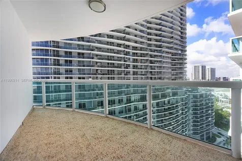 1800 N Bayshore Drive Miami FL 33132