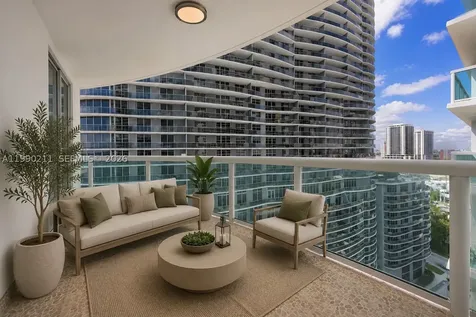 1800 N Bayshore Drive Miami FL 33132
