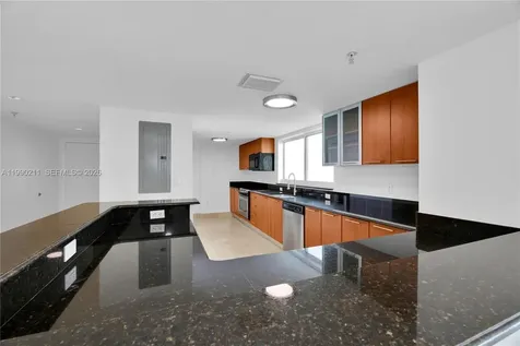 1800 N Bayshore Drive Miami FL 33132