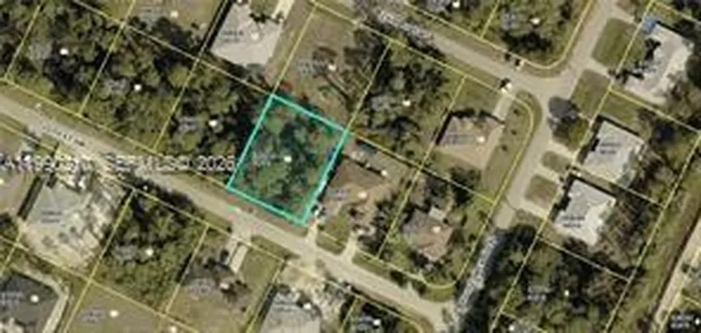 4608/4610 30th Street SW Lehigh Acres FL 33973