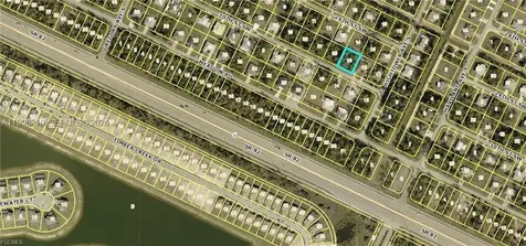 4608/4610 30th Street SW Lehigh Acres FL 33973