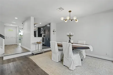 835 NW 80th Terrace Plantation FL 33324