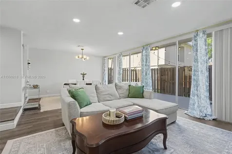 835 NW 80th Terrace Plantation FL 33324