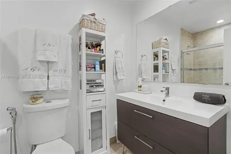 835 NW 80th Terrace Plantation FL 33324